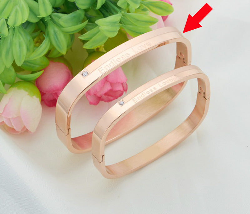 The Cubic Edge: Vacuum-Plated Geometric Bracelet