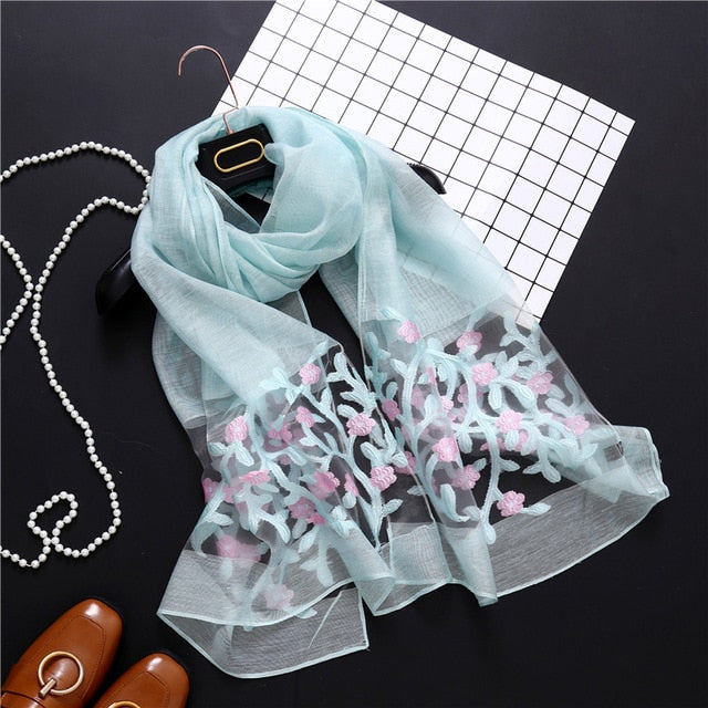 Coco Twoce Artisan Grace: Hand-Drawn Silk-Wool Blend Embroidered Shawl