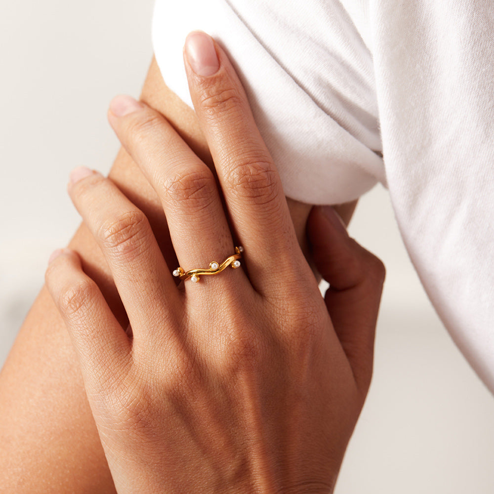 French Vintage Pearl: Geometric Titanium Statement Ring