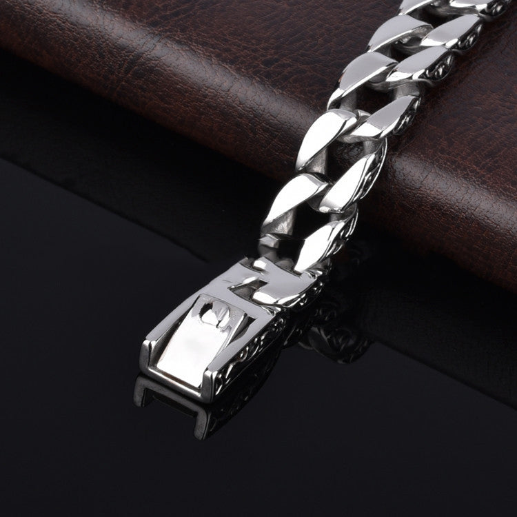 The Raw Icon: Vintage Personality Pure Titanium Bangle