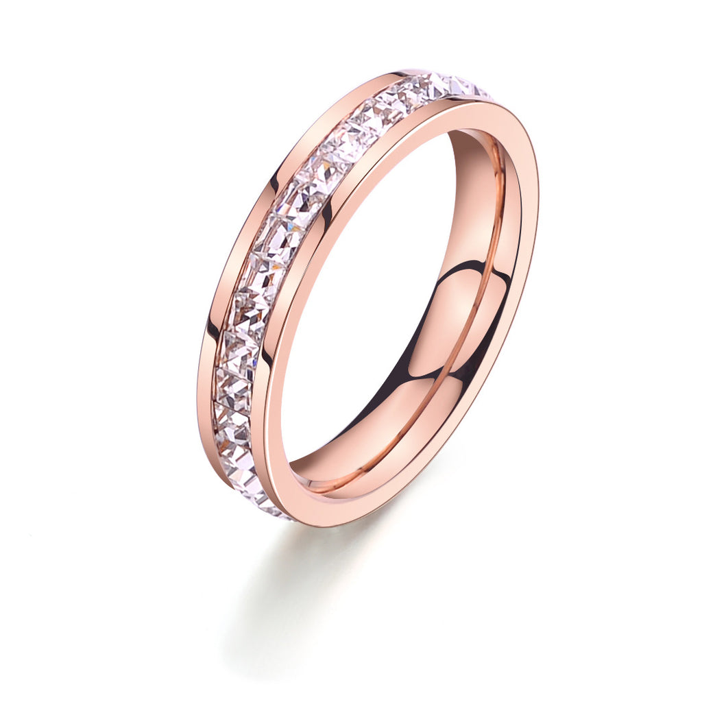 Rose Horizon: 360° Inset Crystal Titanium Band