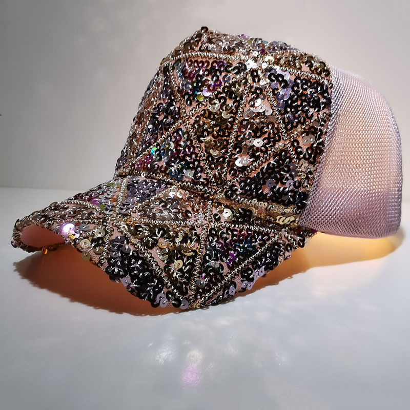 Stellar Radiance: The Geometric Sequin Mesh Cap