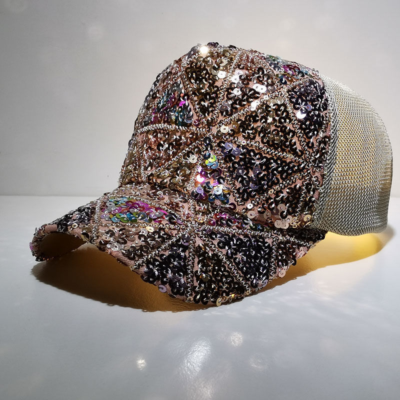 Stellar Radiance: The Geometric Sequin Mesh Cap