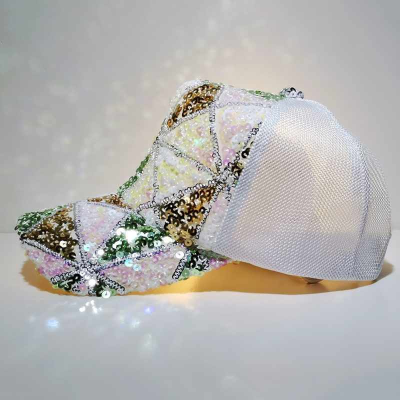 Stellar Radiance: The Geometric Sequin Mesh Cap