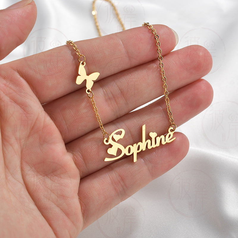 The Signature Heart: Personalized Name Necklace