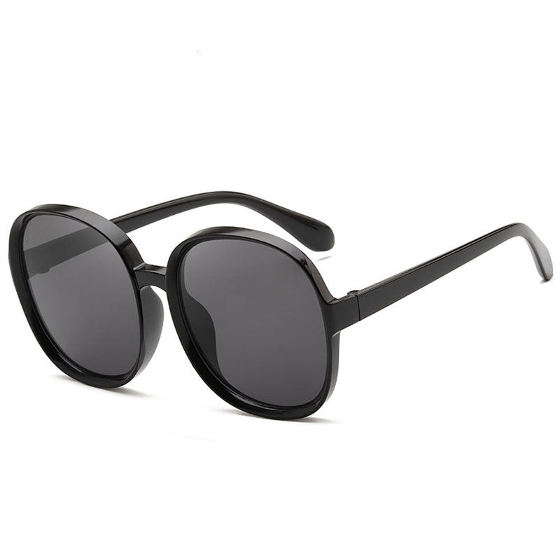 The Signature Round: Daily Oversized Series