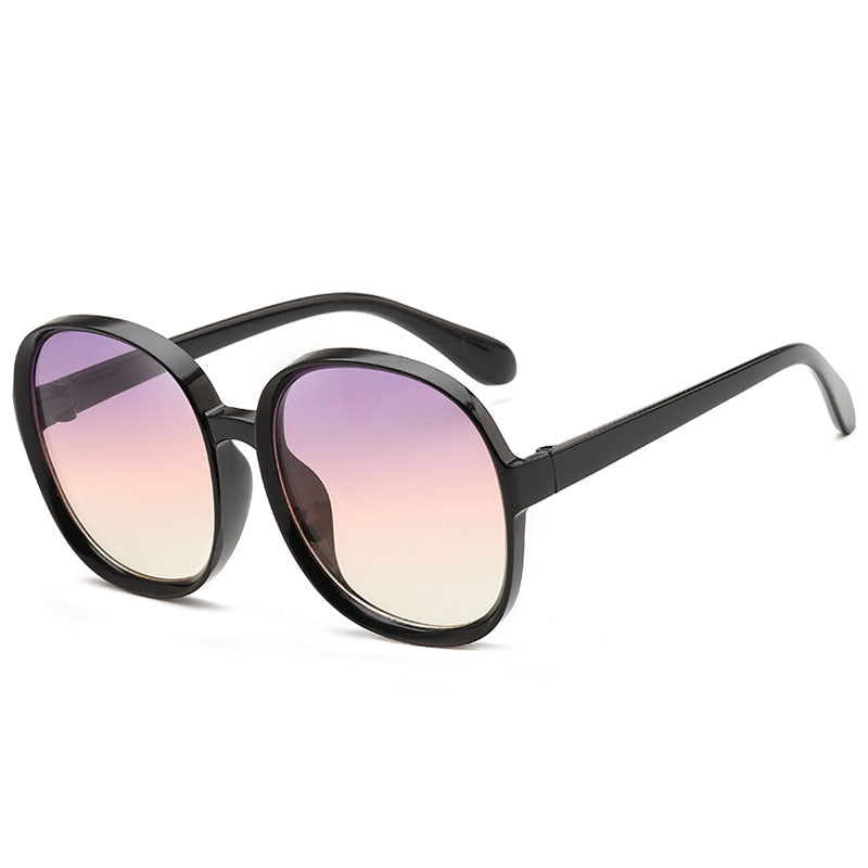 The Signature Round: Daily Oversized Series