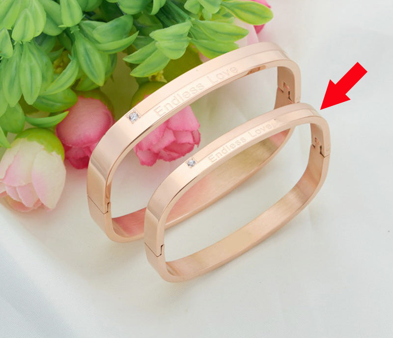 The Cubic Edge: Vacuum-Plated Geometric Bracelet
