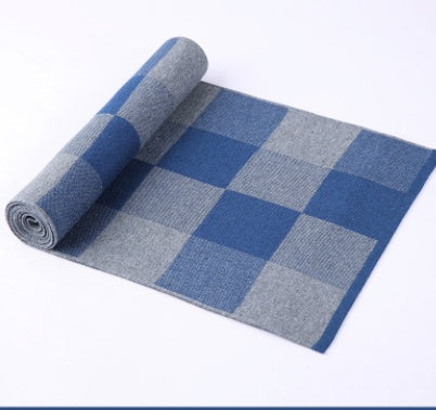 Artisanal Heritage: The Jacquard Wool Plaid Scarf