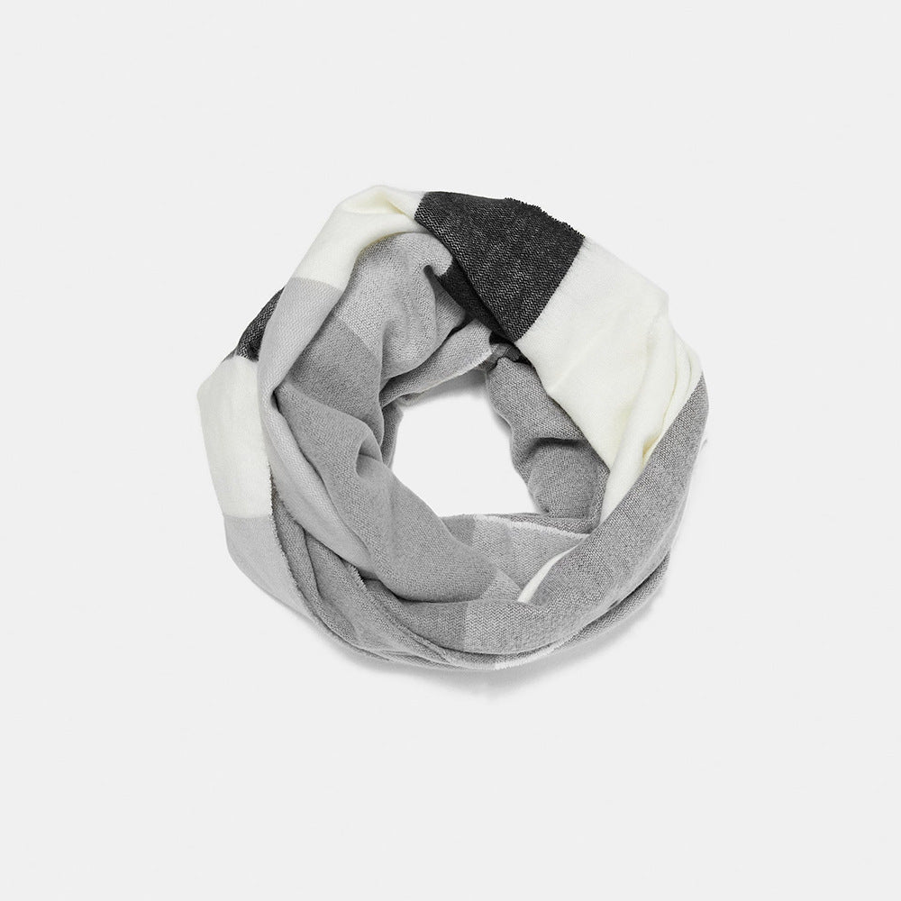 Timeless Plaid Scarf in Soft Cashmere Feel