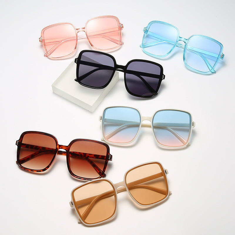 The Retro Muse: Gradient Vintage Series