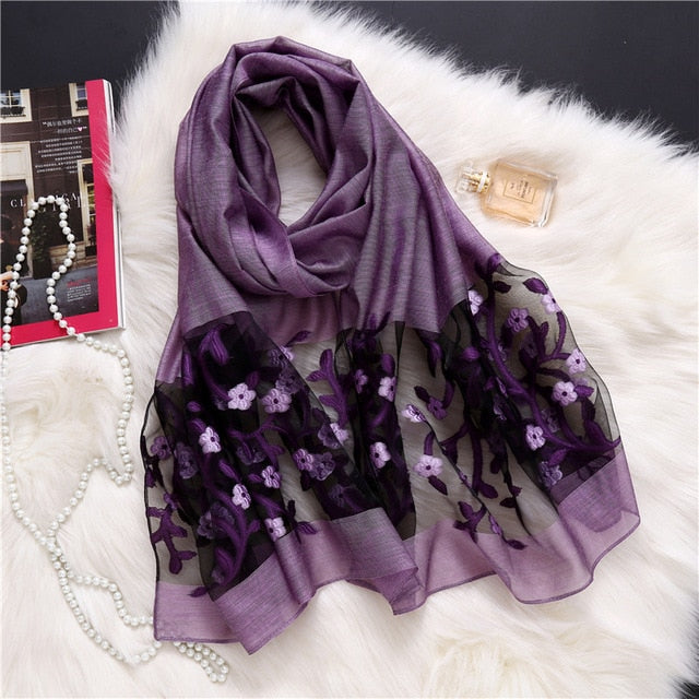 Coco Twoce Artisan Grace: Hand-Drawn Silk-Wool Blend Embroidered Shawl