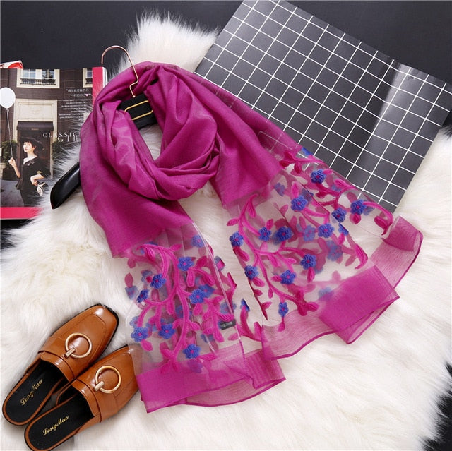 Coco Twoce Artisan Grace: Hand-Drawn Silk-Wool Blend Embroidered Shawl