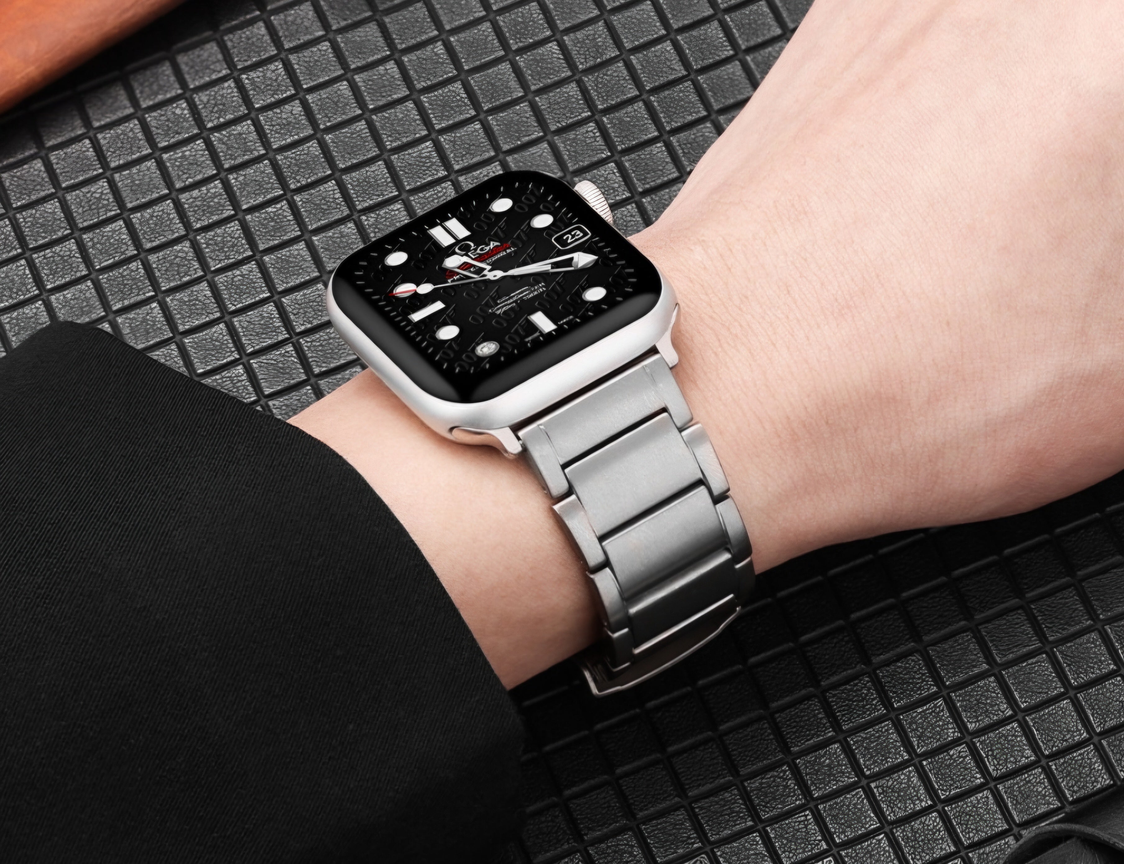 Premium Titanium Replacement Band for Apple Watch