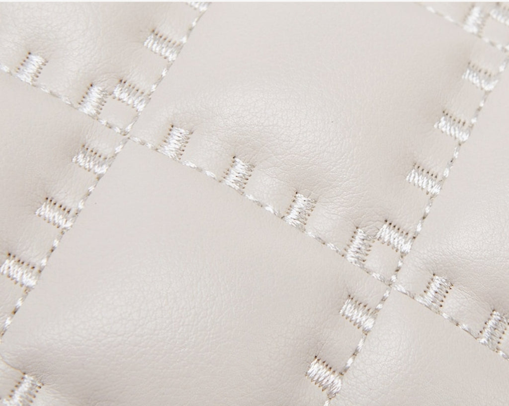 The Timeless: Quilted Chain Crossbody