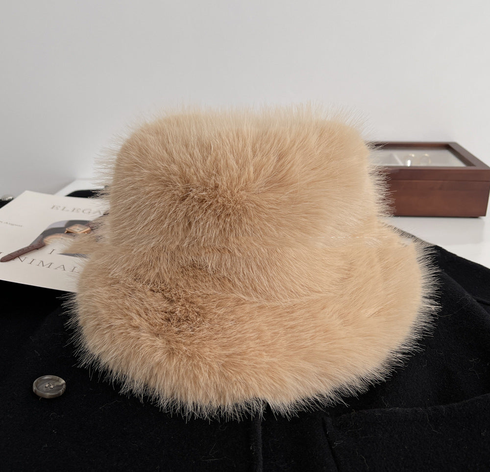 Urban Plush Heritage: The Essential Winter Bucket Hat