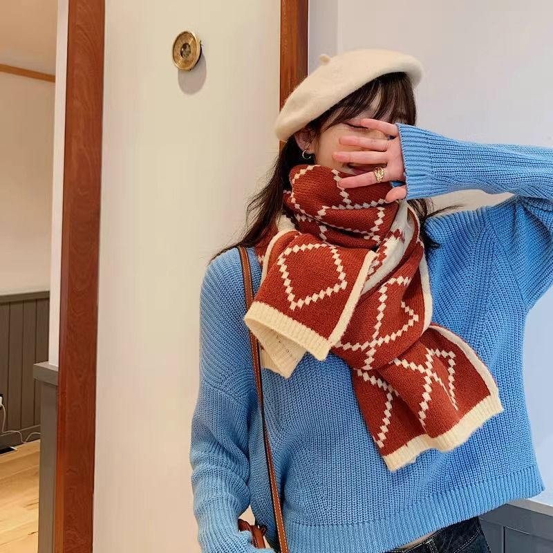 Eternal Symmetry: The Thickened Diamond Wool Scarf