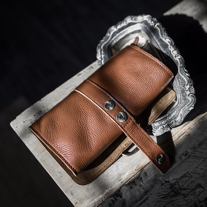 The Artisan: Handmade Vintage Cowhide Wallet