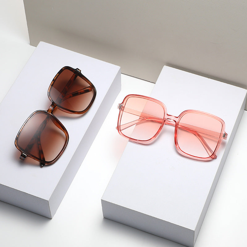 The Retro Muse: Gradient Vintage Series